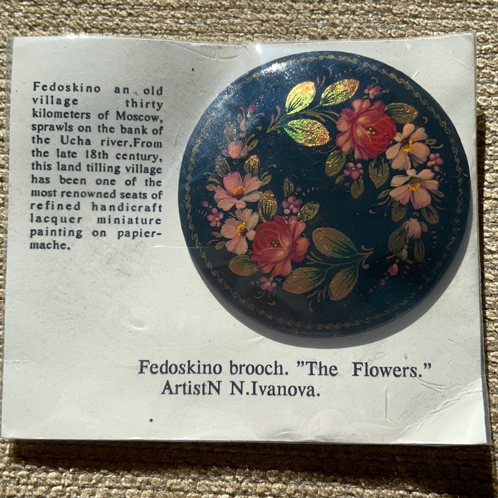 Vintage Fedoakino Brooch “The Flowers”, Artist N Ivanova, Jewelry, Collectors